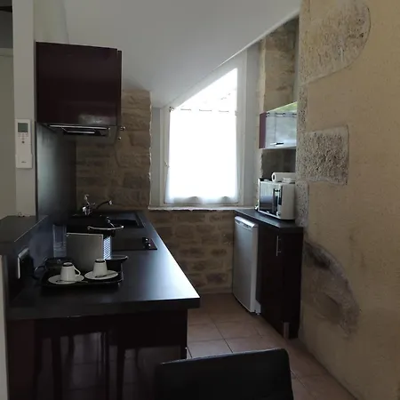 Feriehus Mas De Rossignol Vailhourles